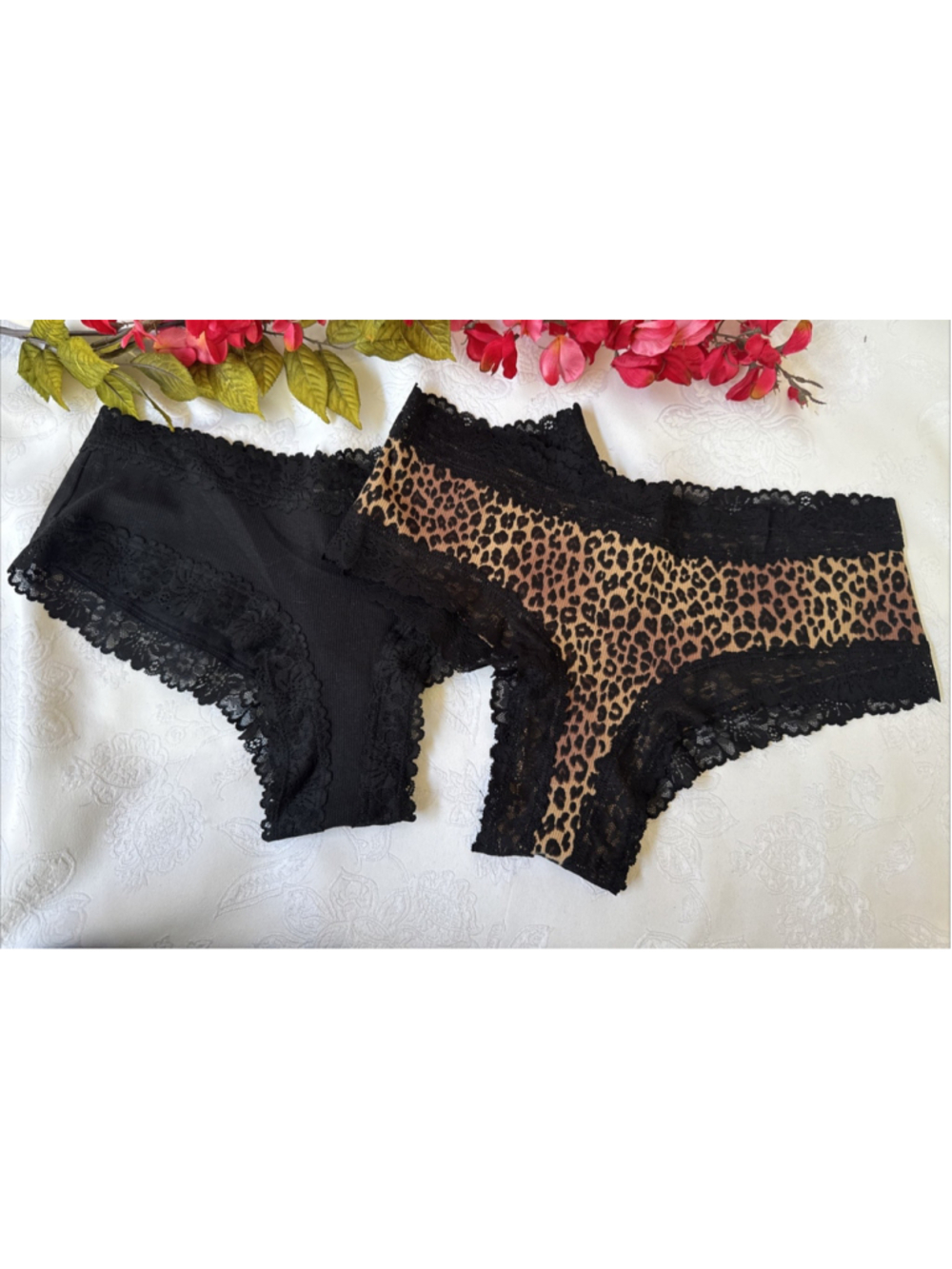 2 PAIR PAIRS LOT PINK VICTORIA'S SECRET M ANIMAL PRINT BLACK CHEEKY PANTIES NWT